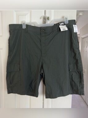 Lee Men's Hybrid Motion Flex Cargo Shorts 42 Olive Green Stretch Regular Fit